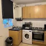 Vauxhall 1-Bedroom Entire Apartment Central London